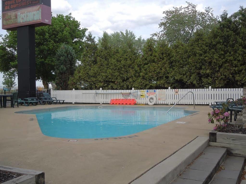 Ourguest Inn & Suites Downtown Port Clinton Exteriér fotografie